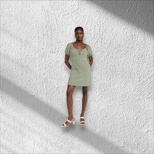 Madewell Jacquard Puff-Sleeve Mini Dress in Gingham Check Faded palm sz L